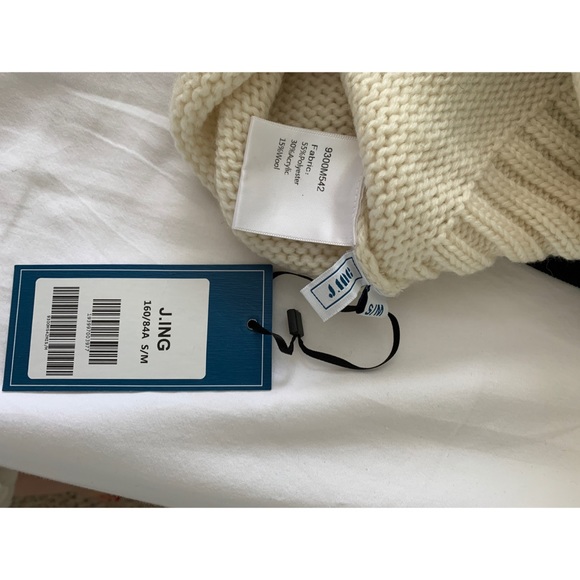 NWT J. Ing Sweater, Size S/M - Picture 2 of 2